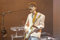 2024-06-28-DeclanMcKenna-Woodsies-GlastonburyFestival-JulienM-03