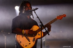 2024-06-30-HakBaker-BBCIntroducingMusic-GlastonburyFestival-JulienM-02