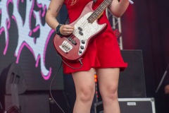 2024-06-27-LambriniGirls-Greenpeace-GlastonburyFestival-JulienM-08