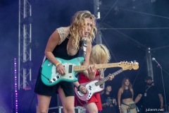 2024-06-27-LambriniGirls-Greenpeace-GlastonburyFestival-JulienM-12