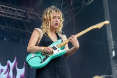 2024-06-27-LambriniGirls-Greenpeace-GlastonburyFestival-JulienM-13