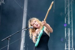 2024-06-27-LambriniGirls-Greenpeace-GlastonburyFestival-JulienM-15