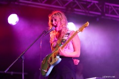 2024-06-27-LambriniGirls-PeaceStage-GlastonburyFestival-JulienM-10