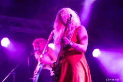 2024-06-27-LambriniGirls-PeaceStage-GlastonburyFestival-JulienM-11