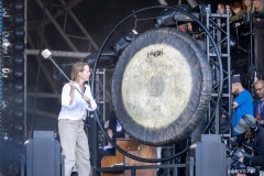 2024-06-28-Marina-Ibramovic-PyramidStage-GlastonburyFestival-JulienM-03